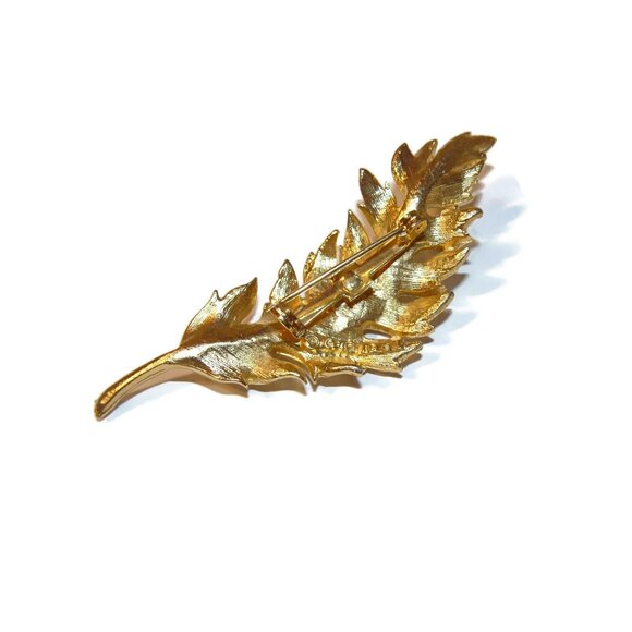 Coro Leaf Shape Brooch - Picture 6 of 6